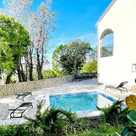 Luca * Krmpote-Vodice