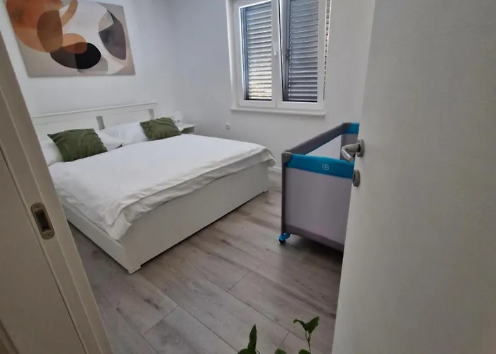 Luca Villa Krmpote-Vodice